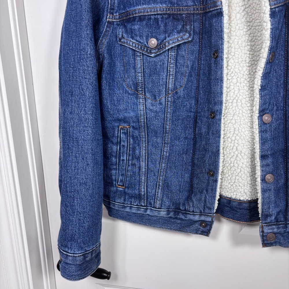 Levi's Sherpa Denim Trucker Jacket S Medium Wash - Picture 3 of 7